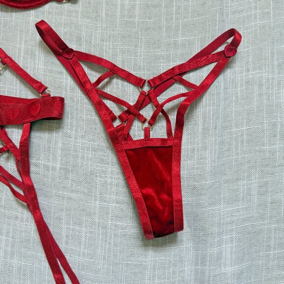 Voight Red Velvet Lingerie Set - corset garters strappy - size small - Picture 3 of 7